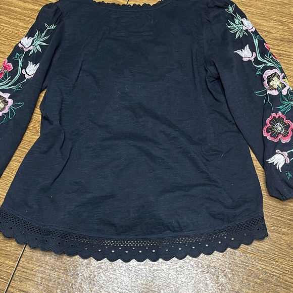 Anthropologie Navy Lace Trim Top with embroidery - Picture 5 of 6
